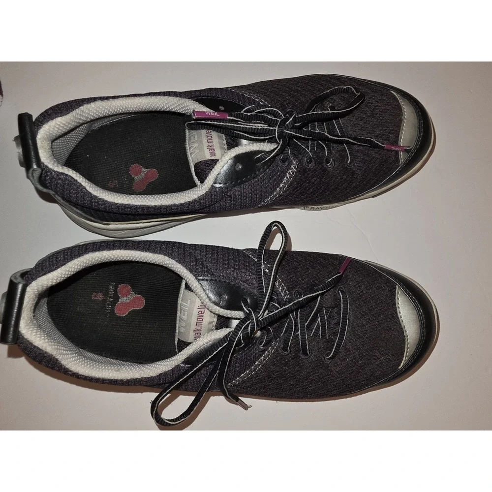 Weil Womens Size 9 Orthopedic Tennis‎ Shoes.